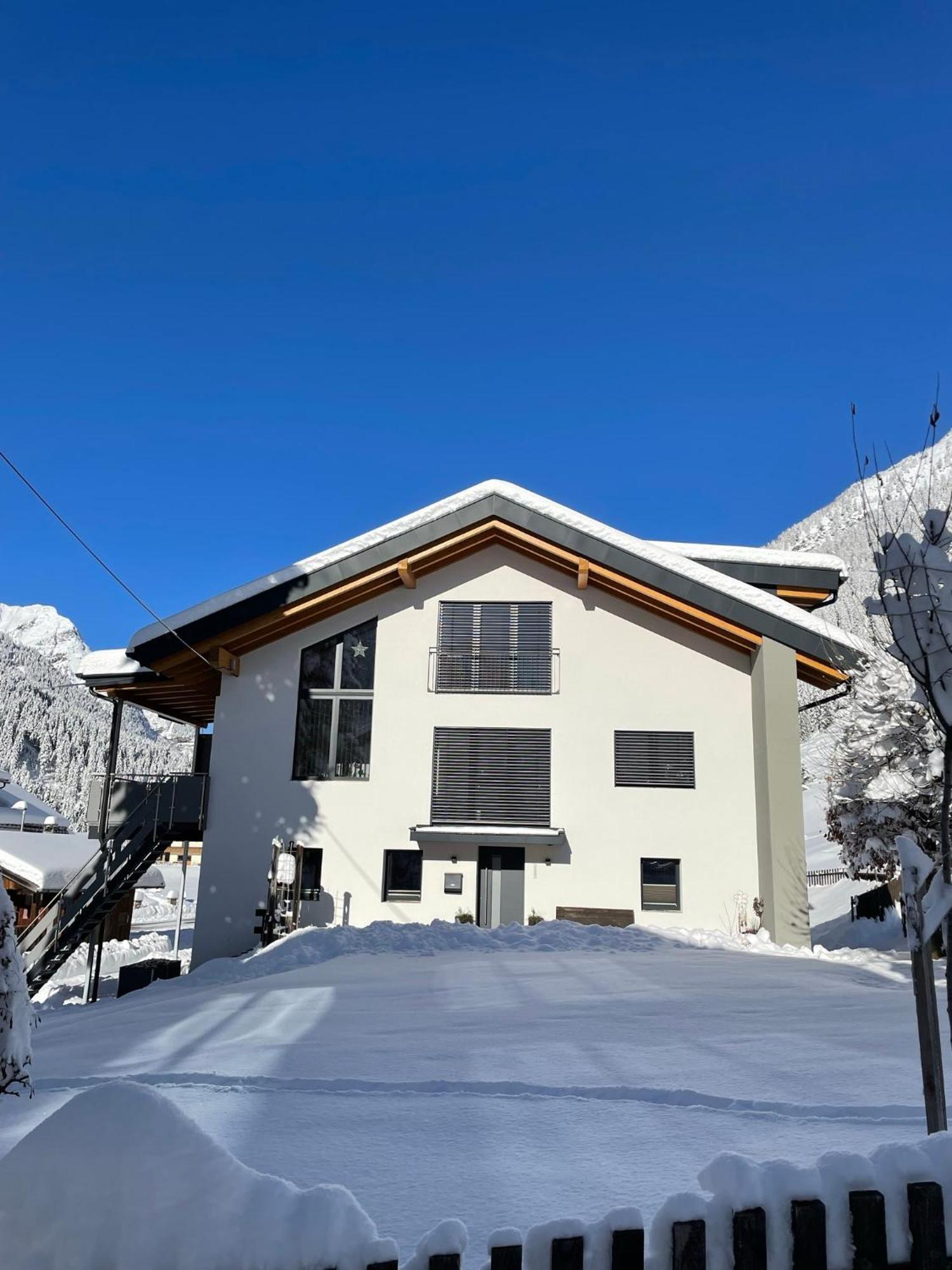 Apart Luibisblick Sankt Leonhard im Pitztal Bagian luar foto